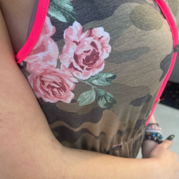 Camo floral romper - Picture 5 of 11